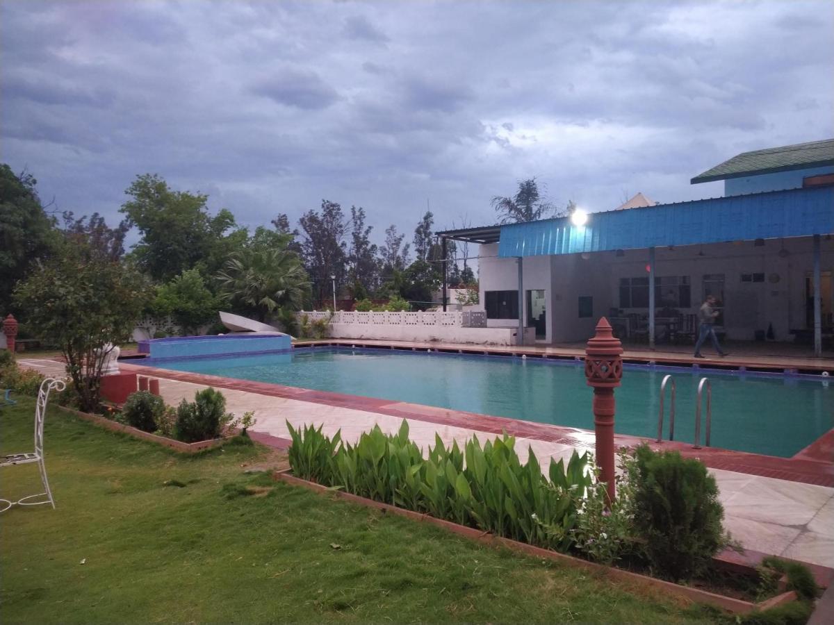Swaraj Resorts Bharatpur Exterior photo